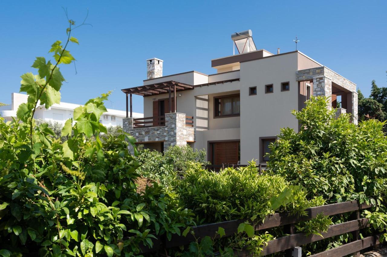 Villa Astravi 伊利索斯 外观 照片